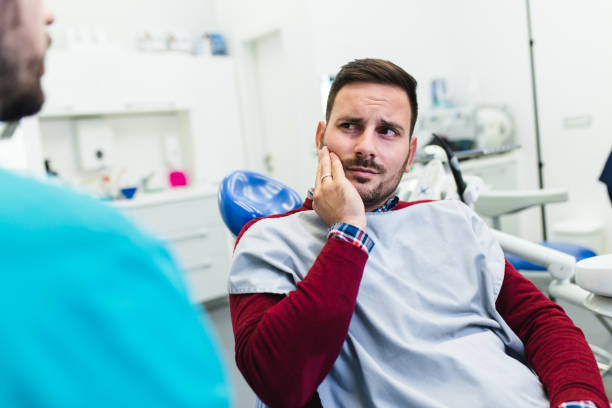 Best Tooth Extraction  in Las Palmas Ii, TX